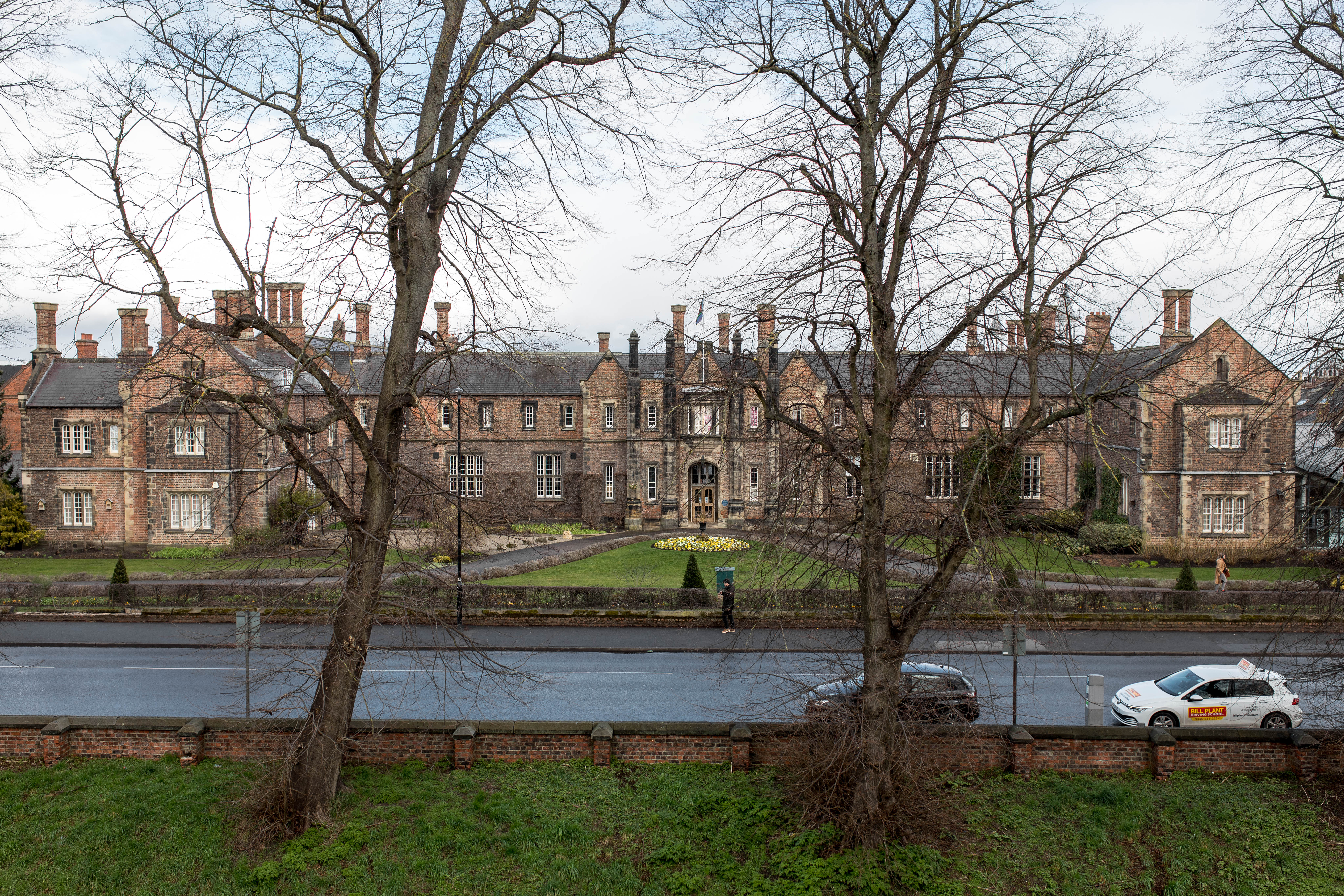 York 548