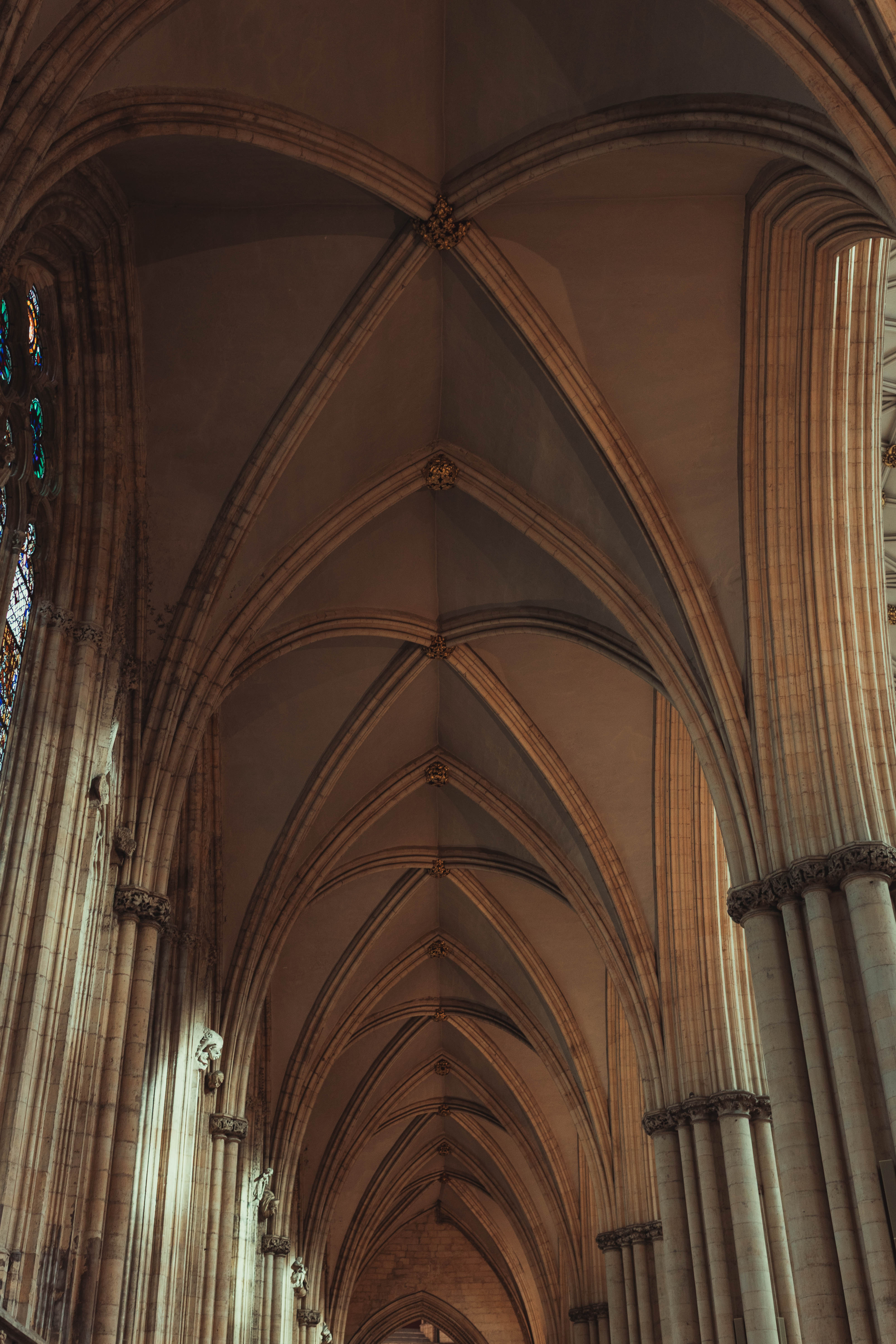 York 572