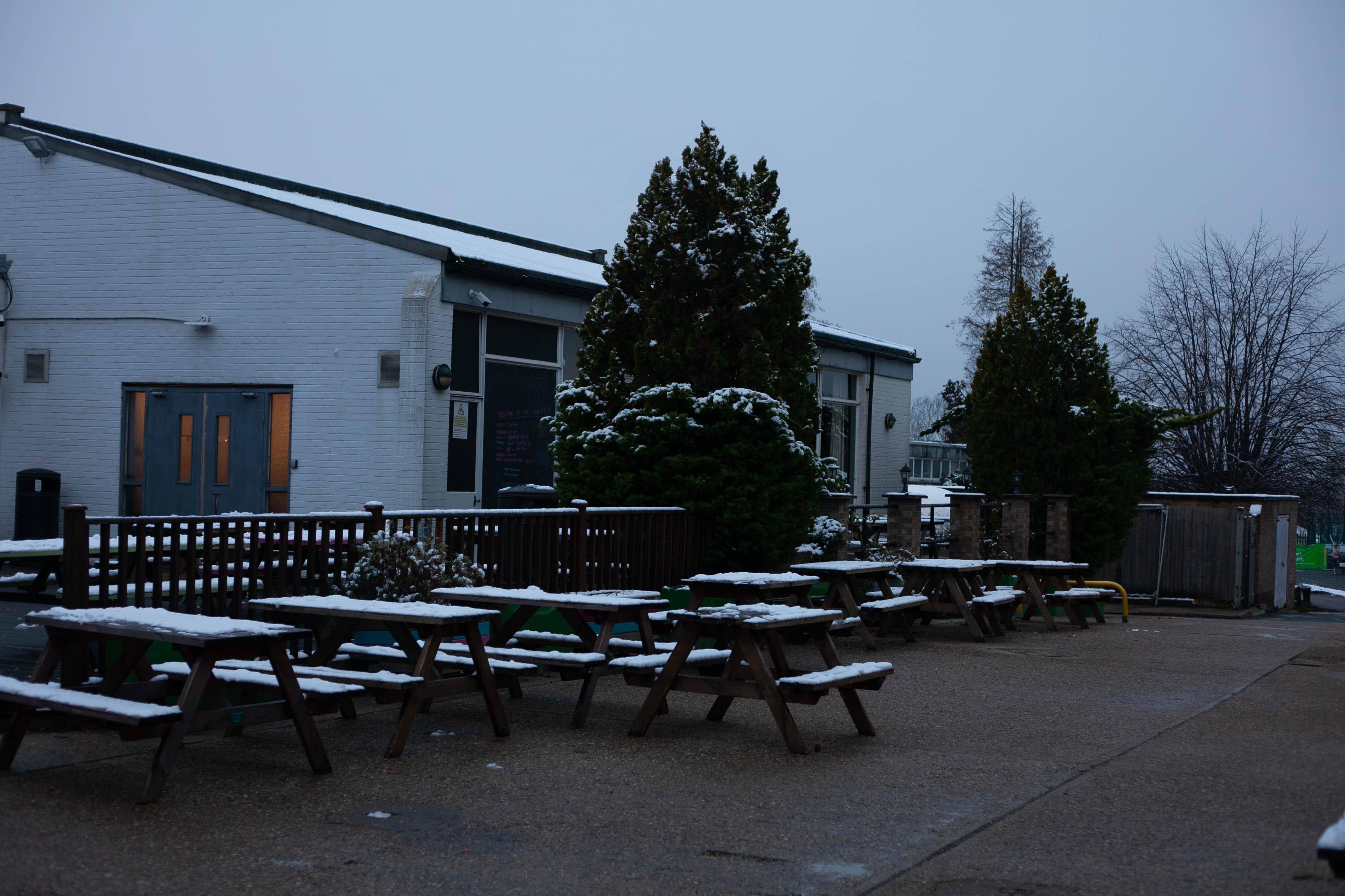 Snow in Roehampton 60