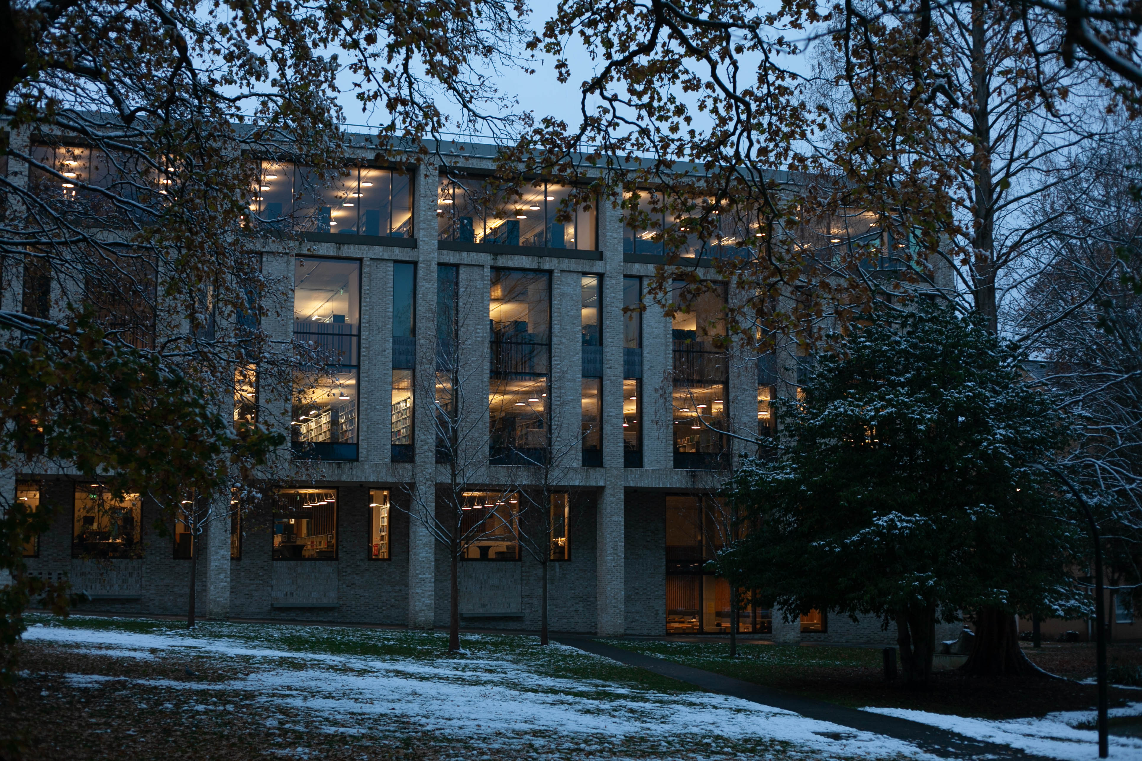 Snow in Roehampton 112
