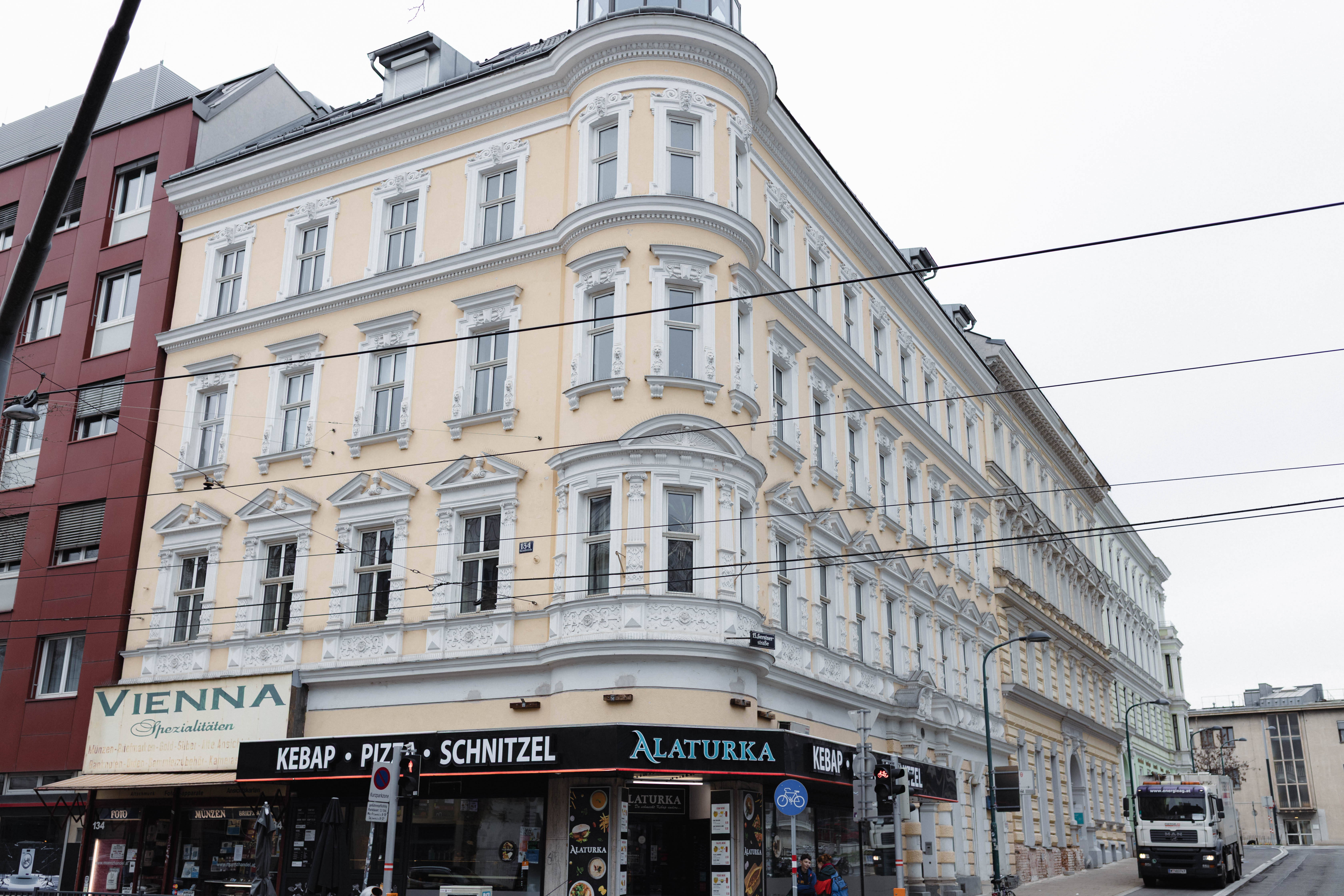 Vienna 450