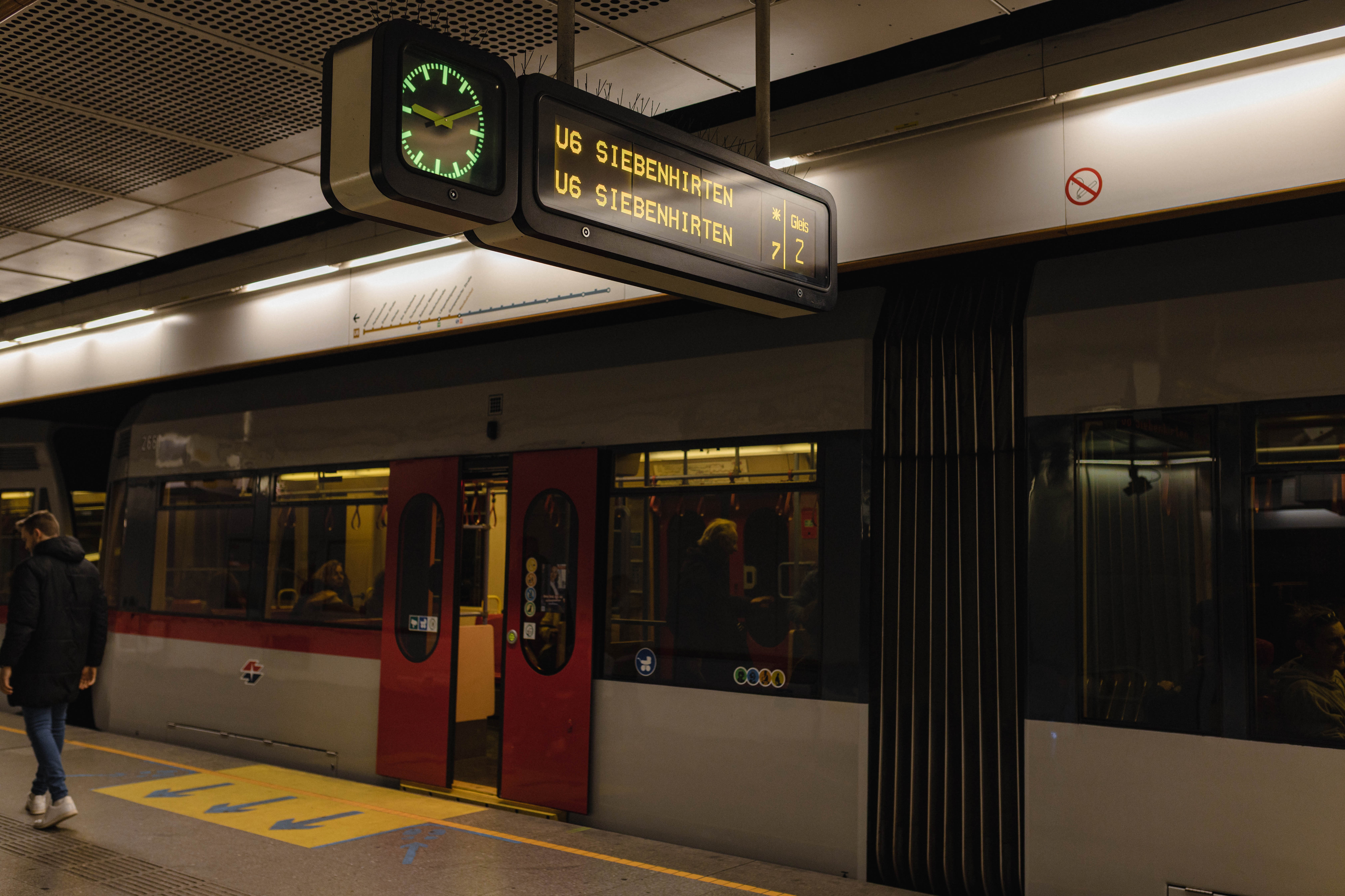 Vienna 598
