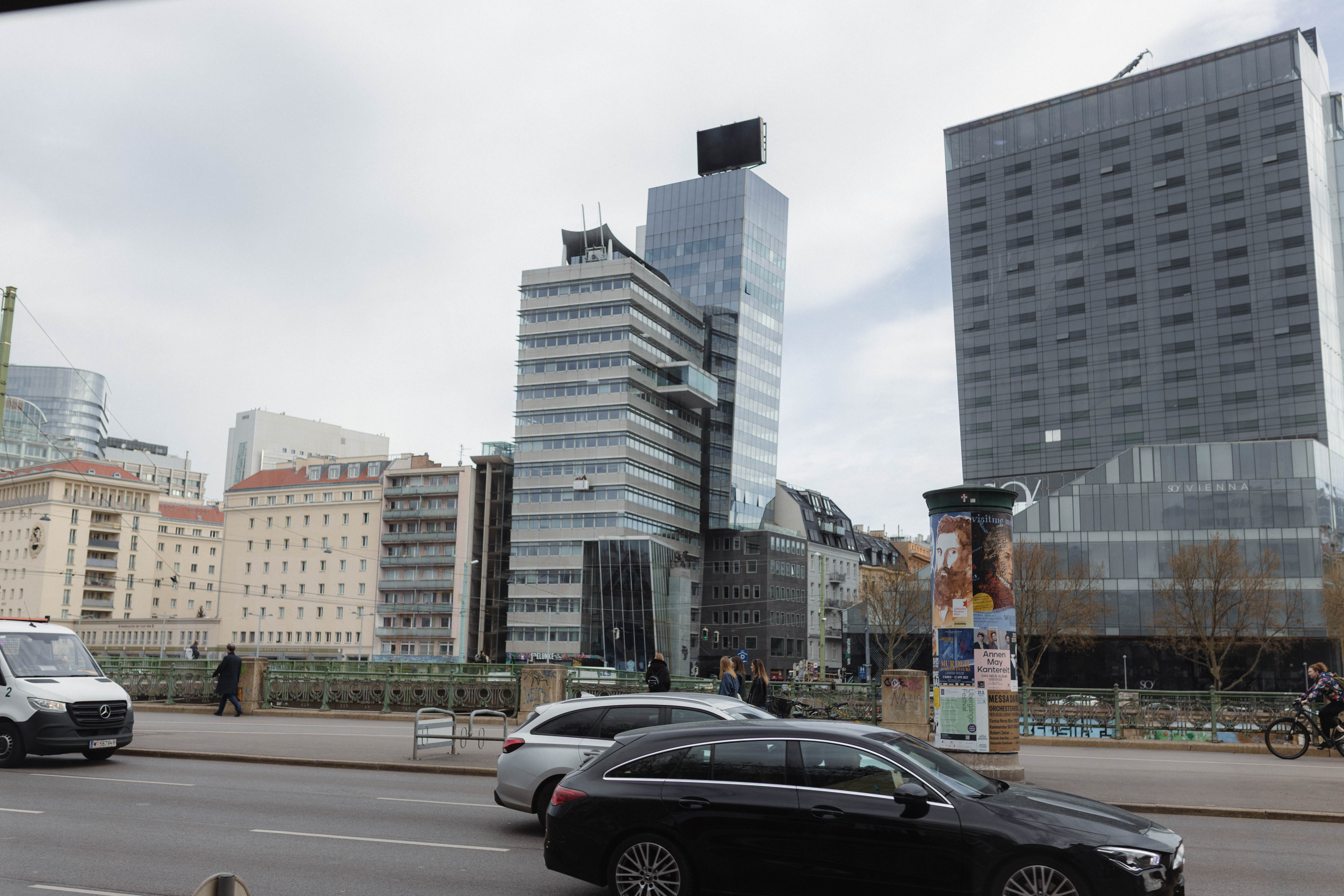 Vienna 642