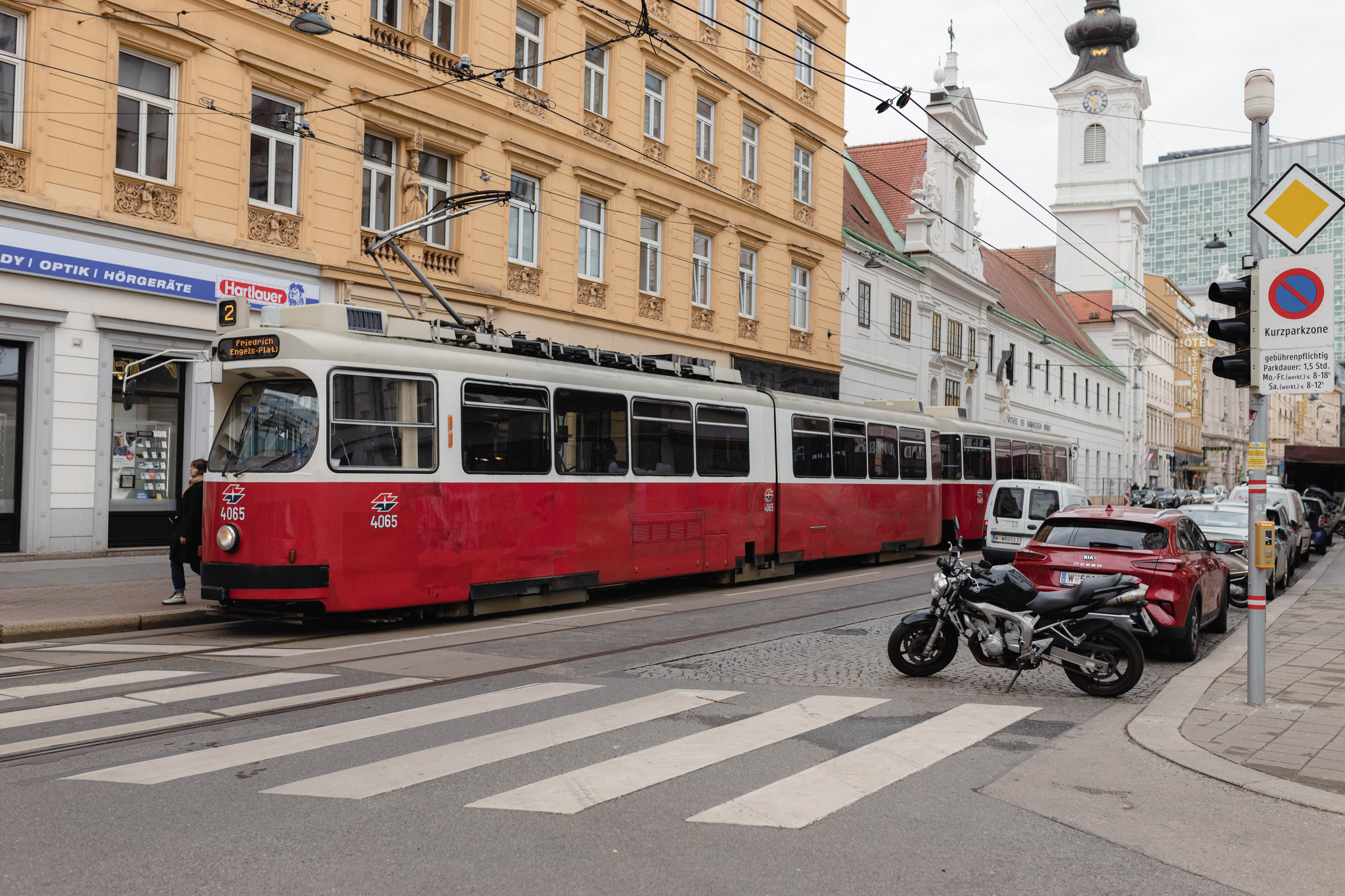 Vienna 664