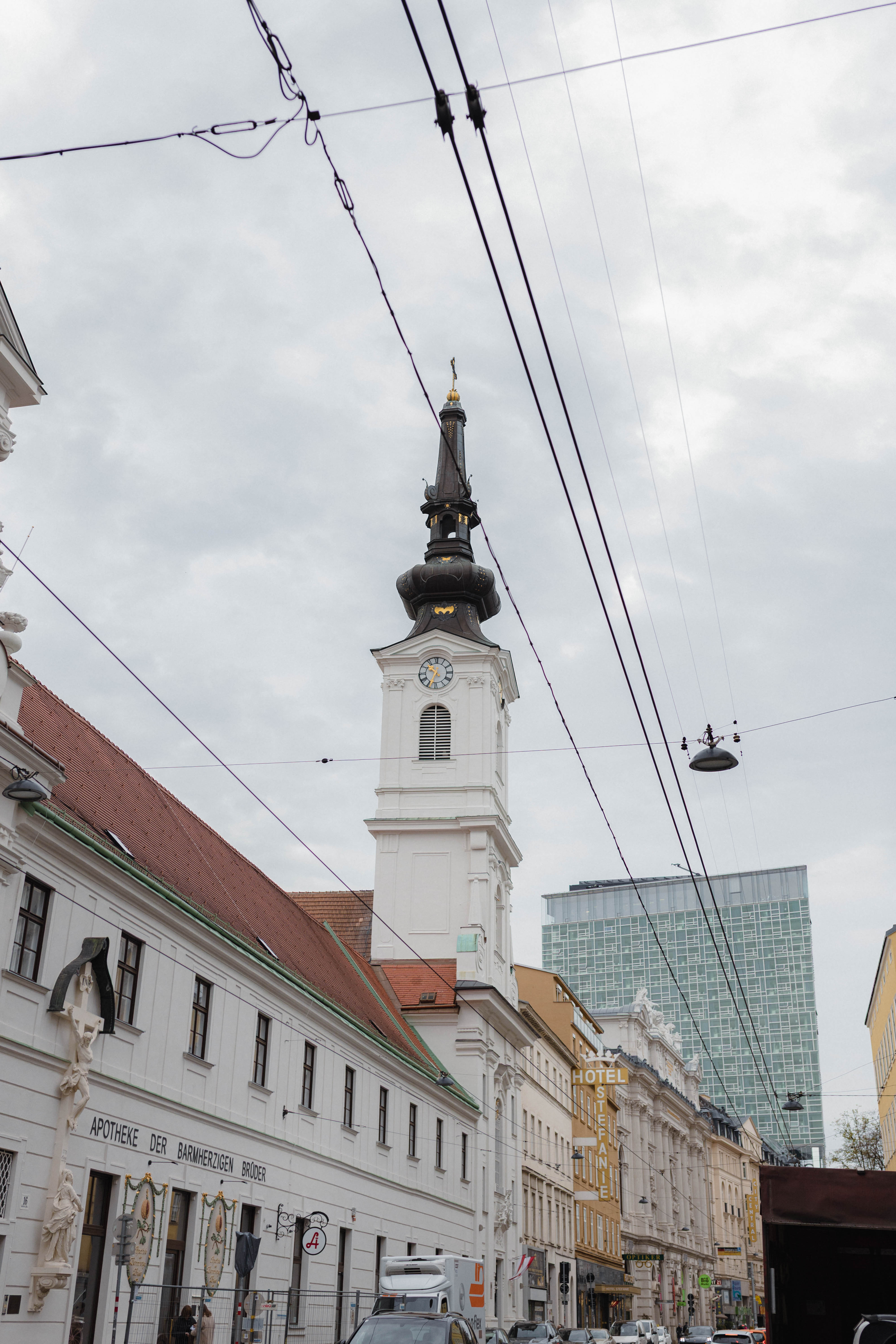 Vienna 665