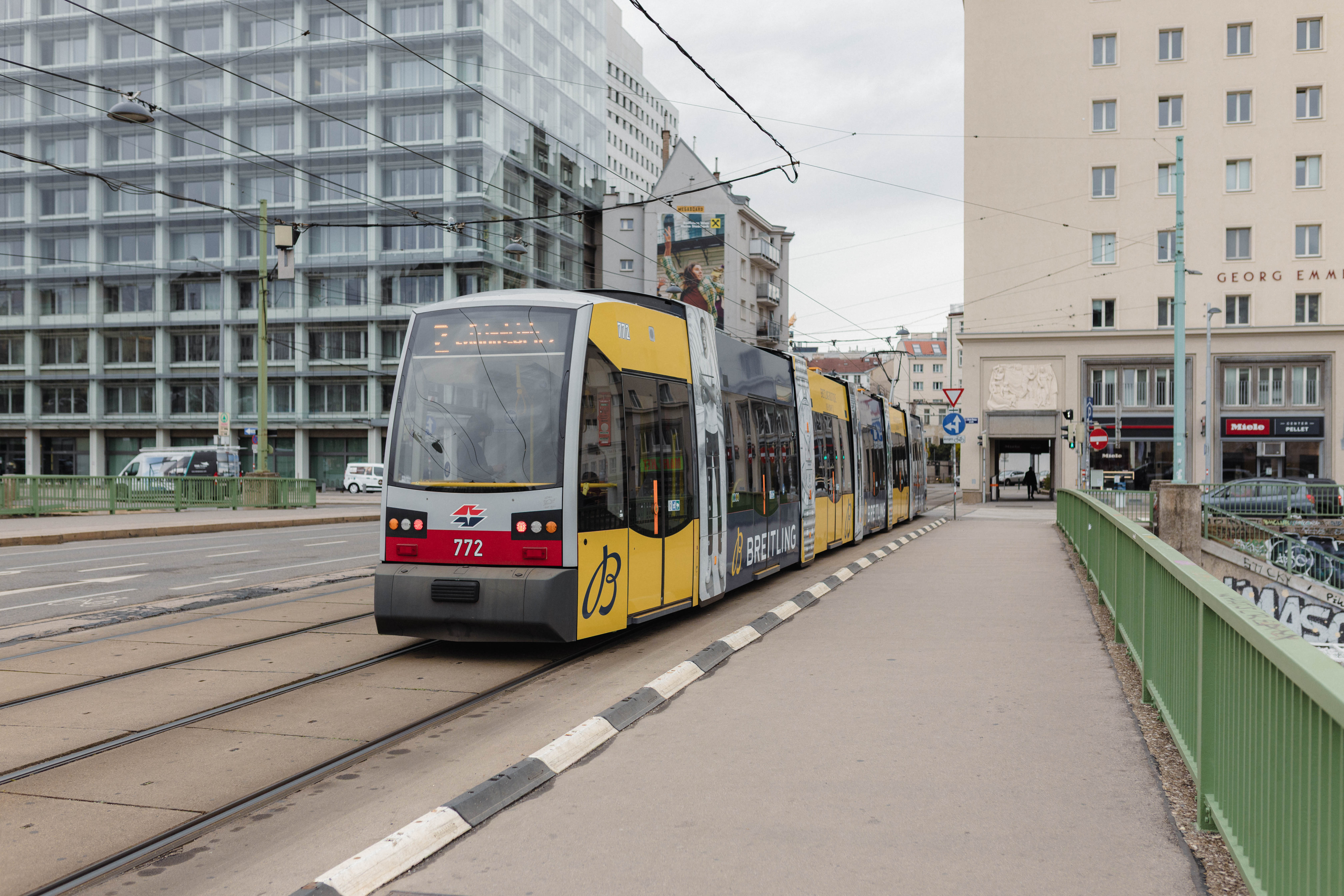 Vienna 697