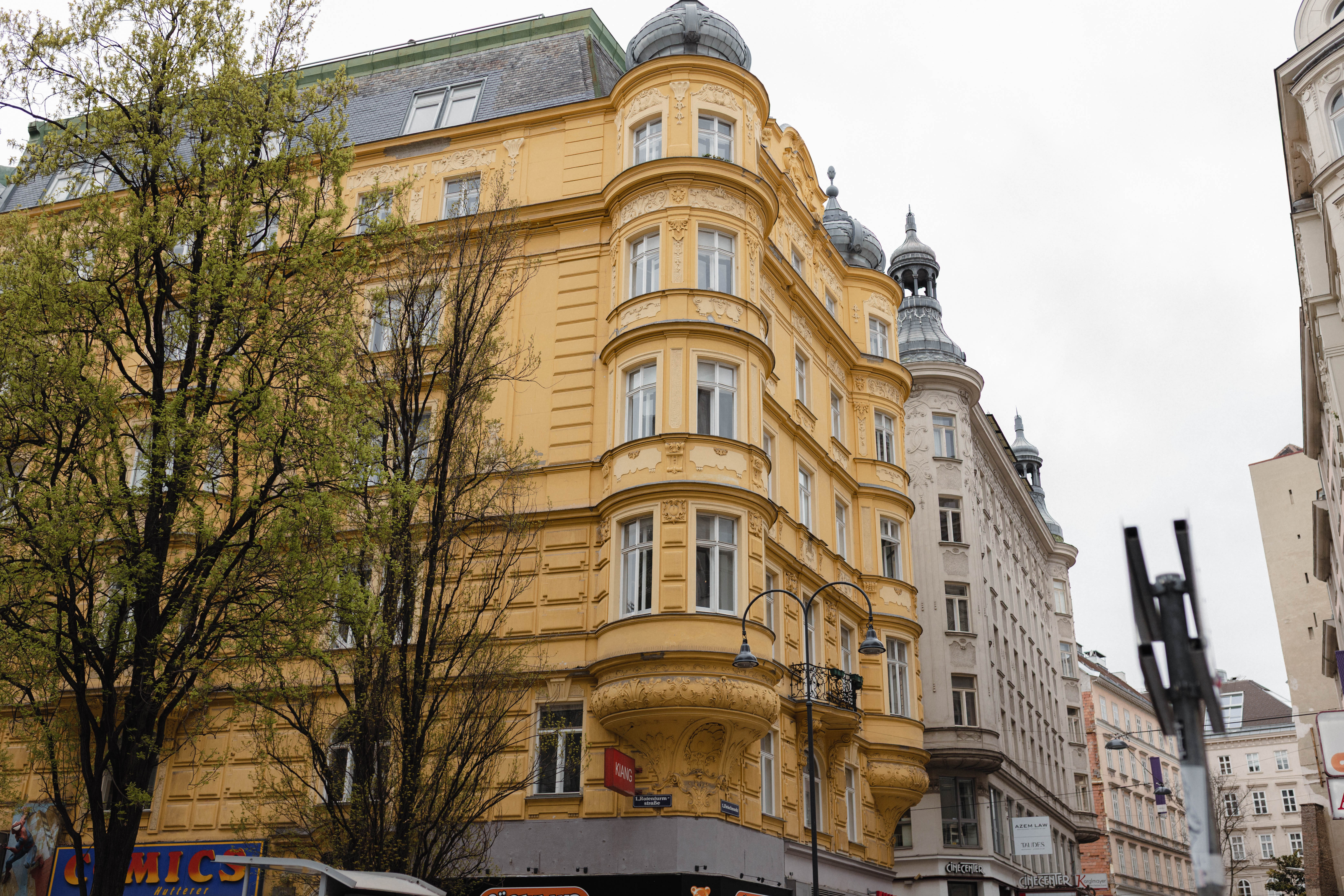 Vienna 732