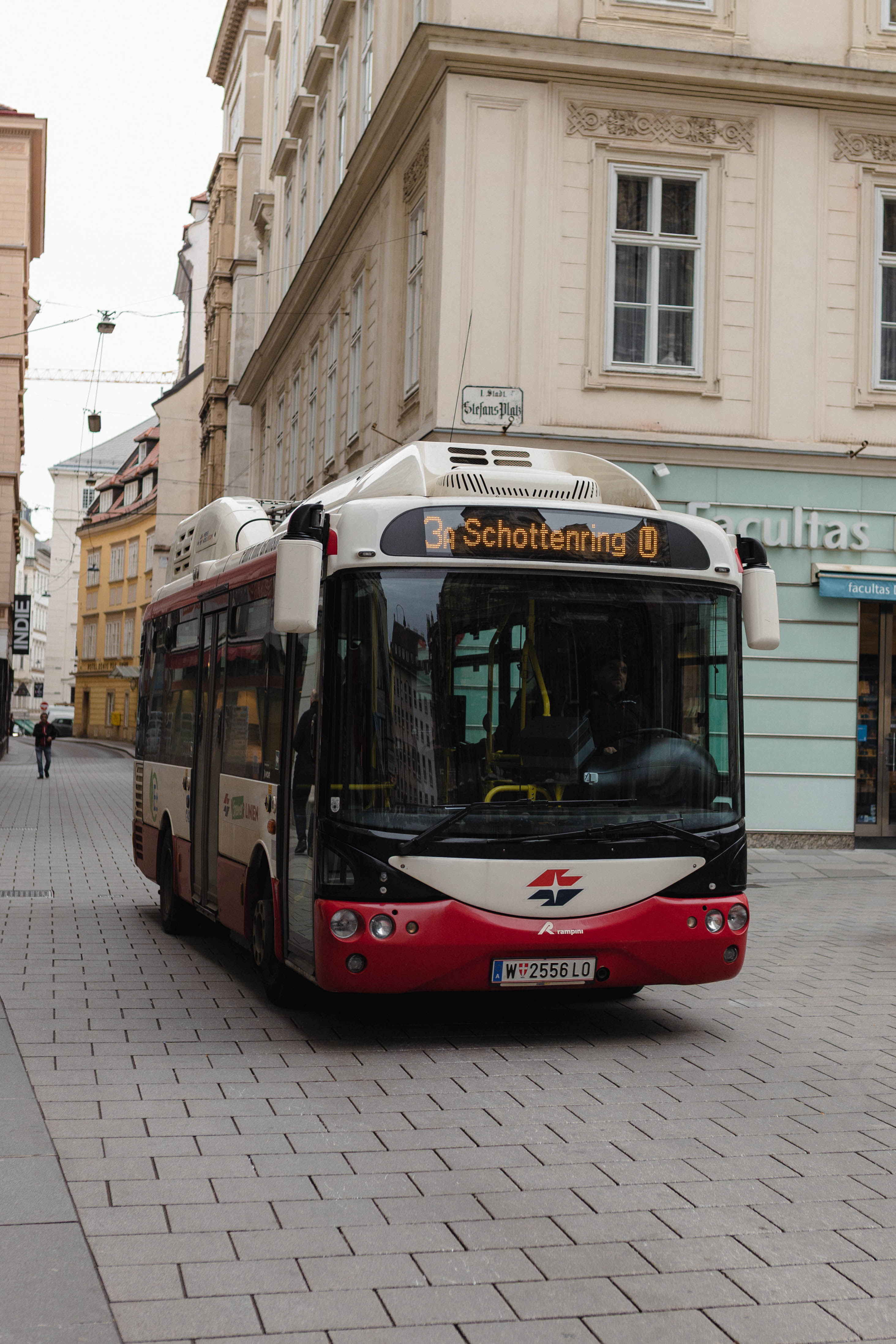 Vienna 756