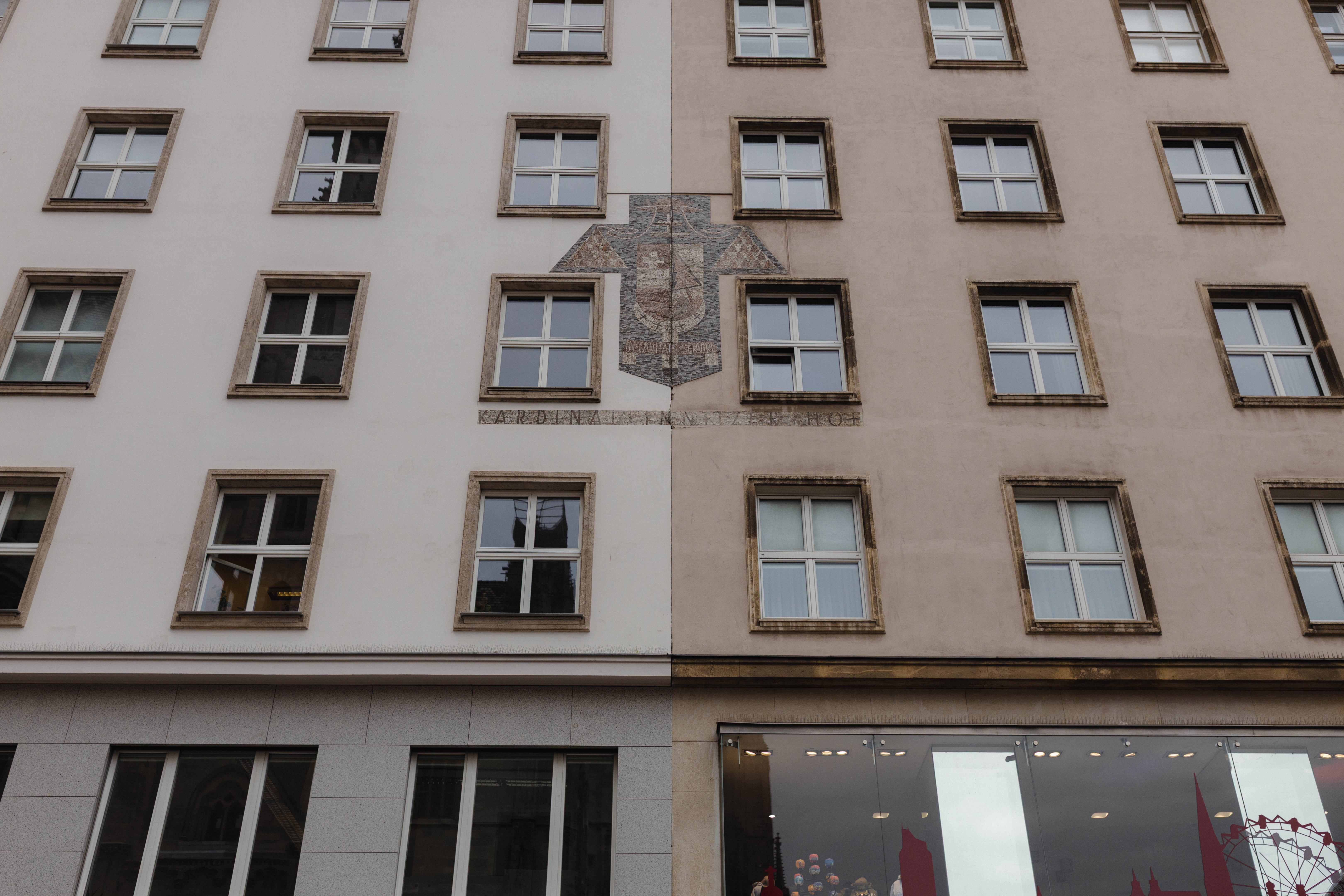 Vienna 766