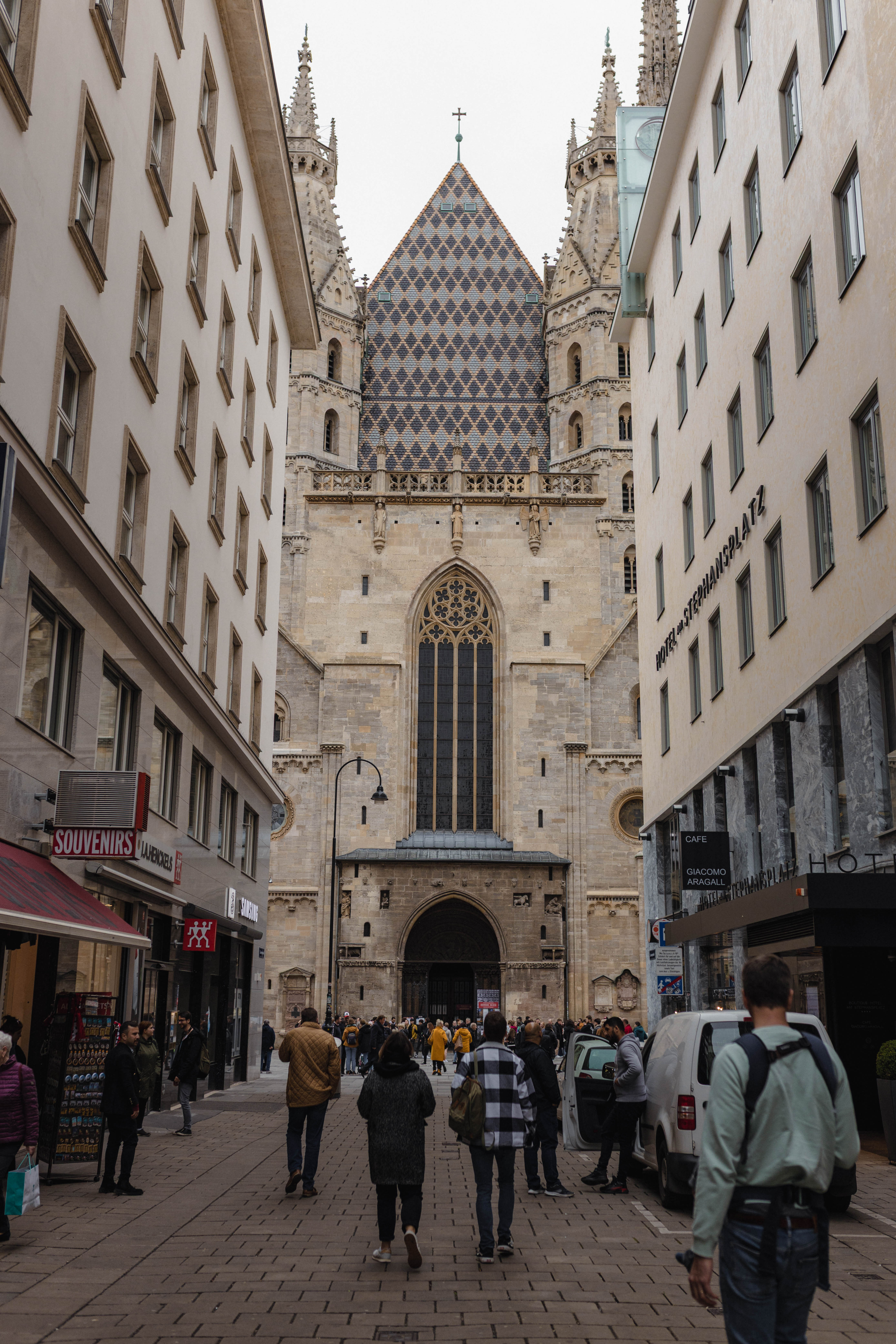 Vienna 819