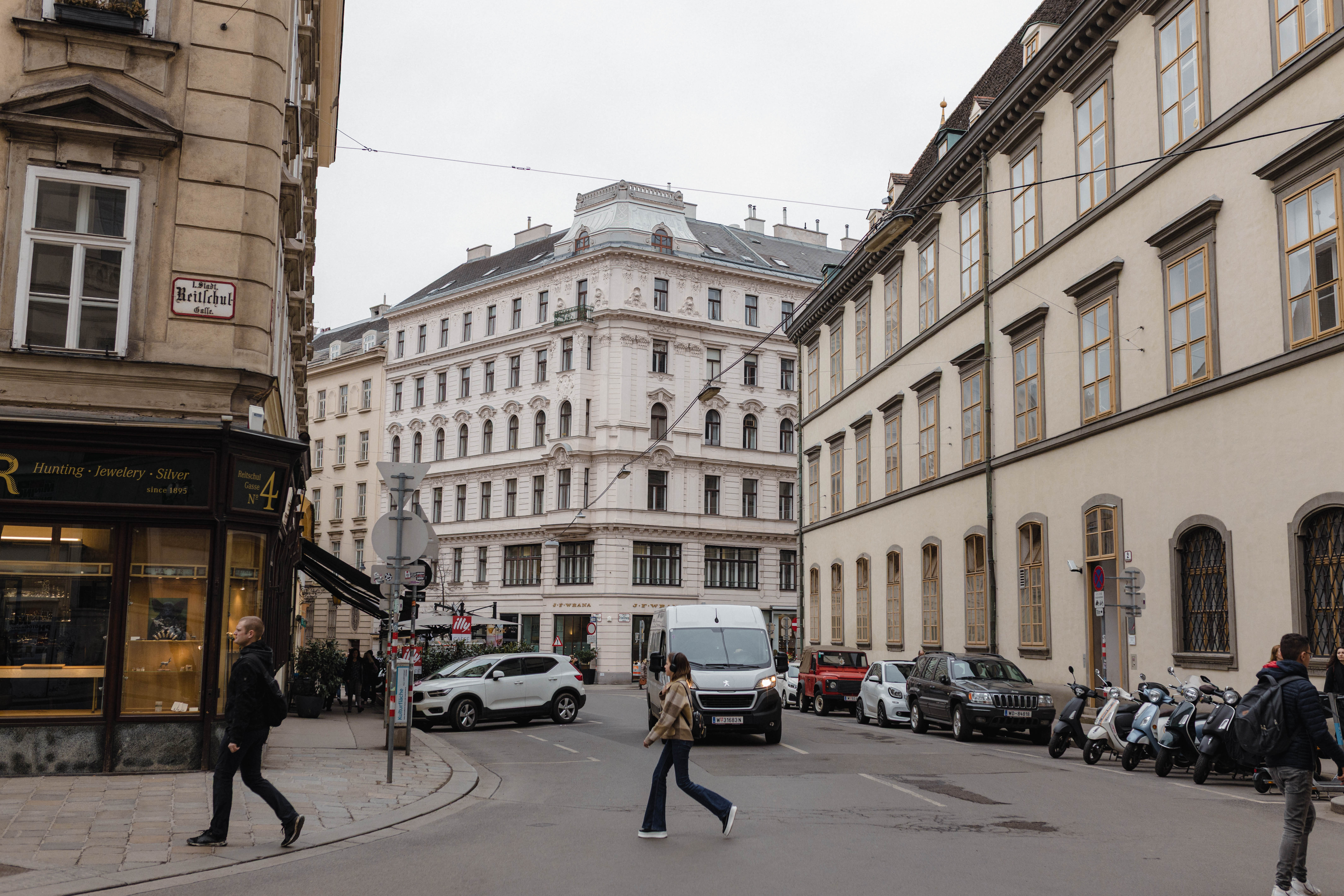 Vienna 903